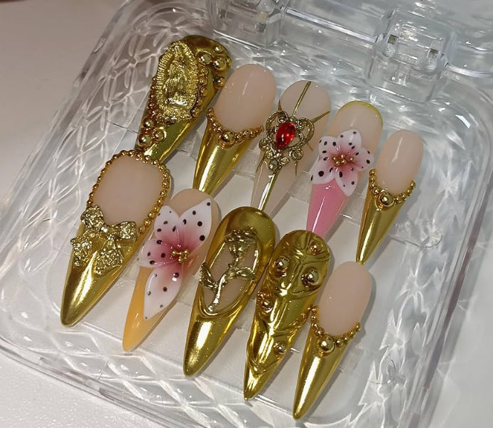 Baroque Queen Nails