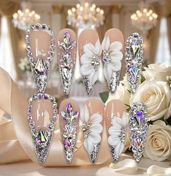 Ari Luxe Nails